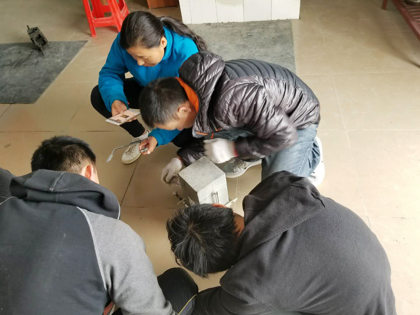 規(guī)范試驗(yàn)檢測(cè)操作技能，提升業(yè)務(wù)技術(shù)水平