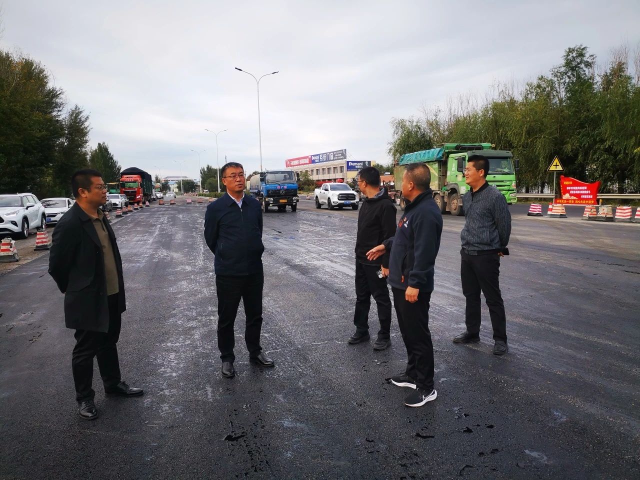 迎國慶 促安全 保暢通——通遼市交通局領(lǐng)導(dǎo)蒞臨好通公司檢查指導(dǎo)工作