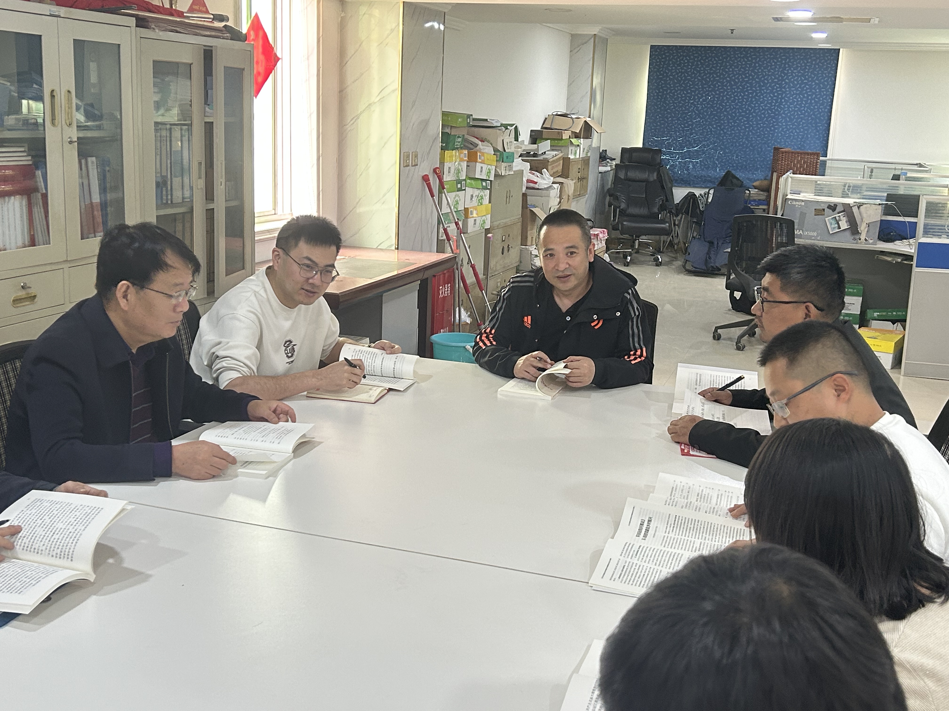 巖土公司召開民主生活會(huì)